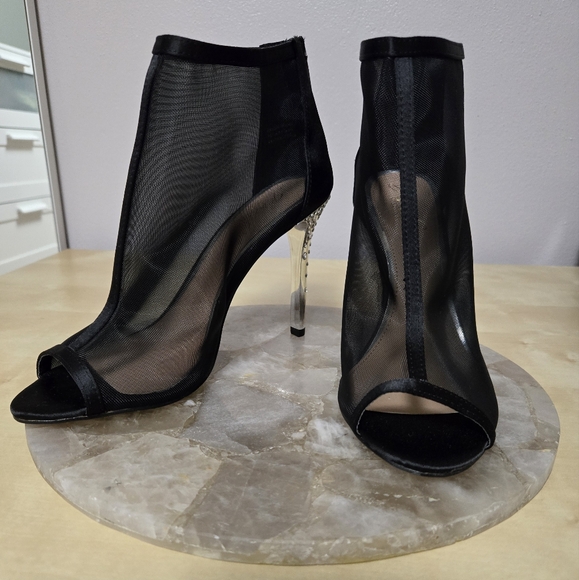 Badgley Mischka Shoes - Badgley Mischka Anastasia Black Mesh Peep-Toe Dress Booties US Women's Size 9.5